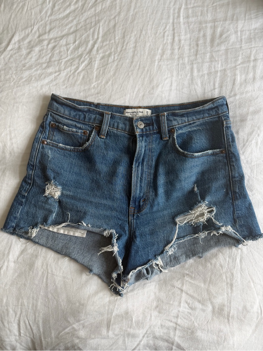 abercrombie & fitch the mom short rise